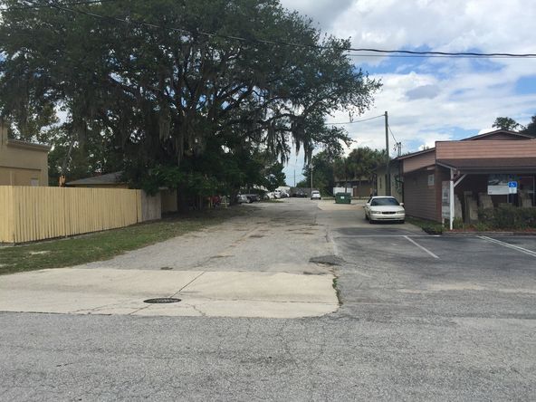 Storefront Retail Space For Lease: 334 Parkridge Ave, Orange Park, FL 32065